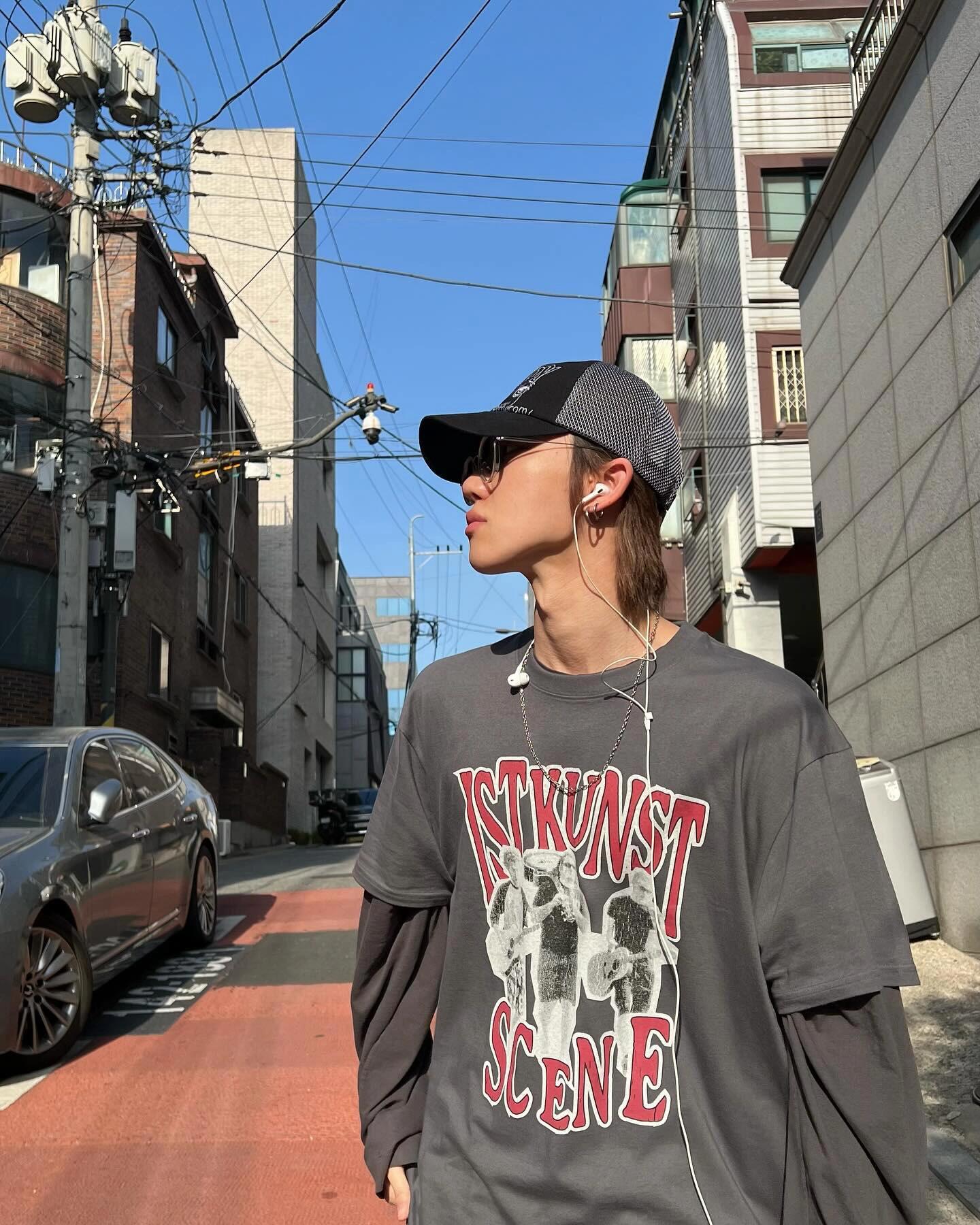 【急速出荷!2枚購入で300円 OFF!】the8 徐明晟 ロックバンド 半袖 Tシャツ レディース トップス 半袖 コットン 夏2枚購入でカード1パスケース 【急速出荷!2枚購入で300円 OFF!】the8 徐明晟 ロックバンド 半袖 Tシャツ レディース トップス 半袖 コットン 夏2枚購入でカード1パスケース