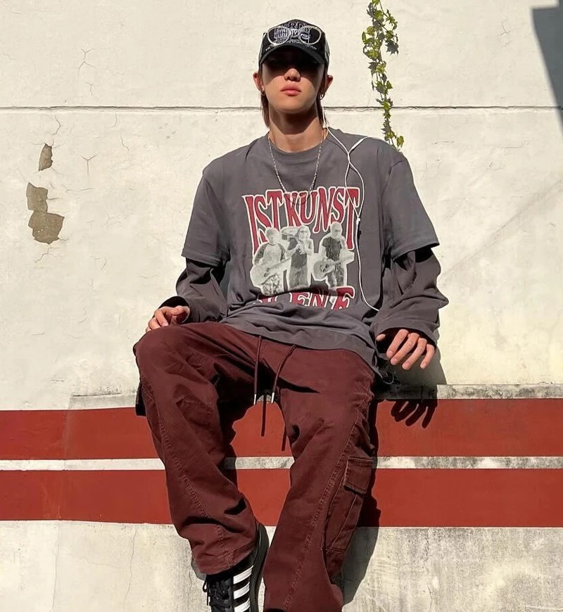 【急速出荷!2枚購入で300円 OFF!】the8 徐明晟 ロックバンド 半袖 Tシャツ レディース トップス 半袖 コットン 夏2枚購入でカード1パスケース 【急速出荷!2枚購入で300円 OFF!】the8 徐明晟 ロックバンド 半袖 Tシャツ レディース トップス 半袖 コットン 夏2枚購入でカード1パスケース