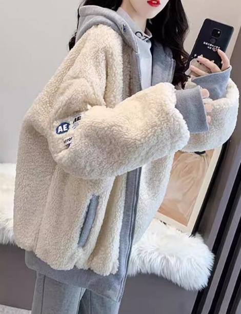 重ね着風 フェイクツーピース レディース ジャケット アウター 上着 ミドル丈 長袖 ストリート ヒップホップ もこもこ ふわふわ ファスナー ポケット フード フリース ベルベット かわいい 重ね着風 フェイクツーピース レディース ジャケット アウター 上着 ミドル丈 長袖 ストリート ヒップホップ もこもこ ふわふわ ファスナー ポケット フード フリース ベルベット かわいい