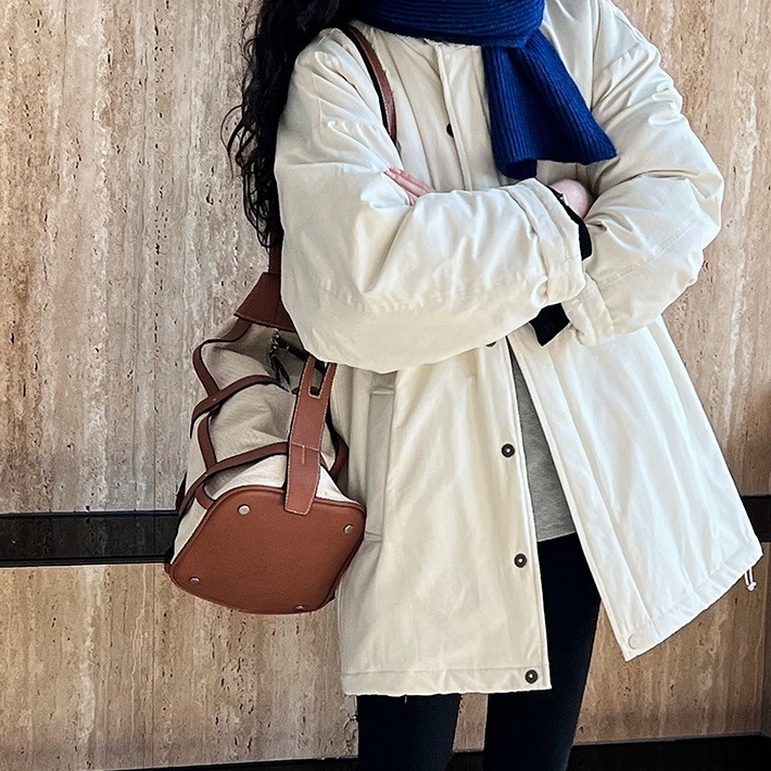 アウター コート キルティングコート ミディアム丈 長袖 ハイネック 前開き ボタン 中綿 かわいい 大人可愛い きれいめ シンプル 上品 ラフ おしゃれ かっこいい カジュアル レトロ ラフ ルーズ アウター コート キルティングコート ミディアム丈 長袖 ハイネック 前開き ボタン 中綿 かわいい 大人可愛い きれいめ シンプル 上品 ラフ おしゃれ かっこいい カジュアル レトロ ラフ ルーズ