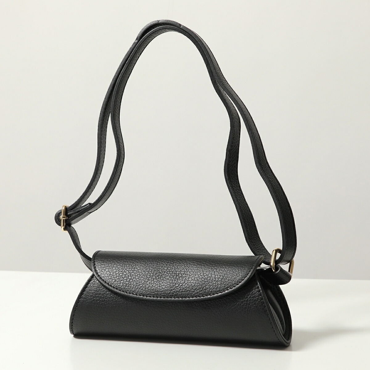 AULENTTI オウレンティ ミニバッグ SS23-Y02-MINI レディース レザー ボディバッグ ショルダーバッグ ベルトバッグ 鞄 D28/BLACK 【mega】 AULENTTI オウレンティ ミニバッグ SS23-Y02-MINI レディース レザー ボディバッグ ショルダーバッグ ベルトバッグ 鞄 D28/BLACK 【mega】