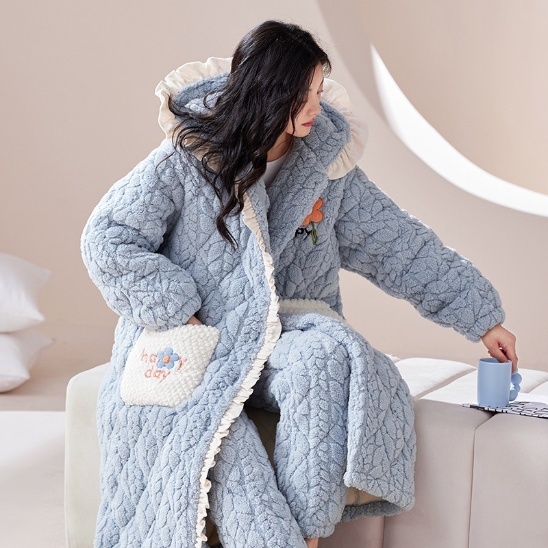 女性はサンゴのベルベット厚いフランネルのスーツのトラックスーツパジャマ秋と冬8 女性はサンゴのベルベット厚いフランネルのスーツのトラック
