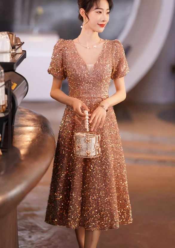 ドレス パーティー 二次会 披露宴 ステージ 舞台 フォーマル ラウンジ ロング 半袖 パフスリーブ 袖あり Vネック 襟なし プリンセスライン フレア Aライン ファスナー ハイウエスト ドレス パーティー 二次会 披露宴 ステージ 舞台 フォーマル ラウンジ ロング 半袖 パフスリーブ 袖あり Vネック 襟なし プリンセスライン フレア Aライン ファスナー ハイウエスト