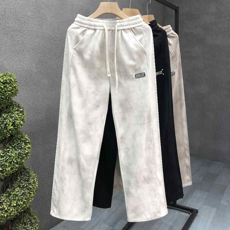 コーデ メンズ 用 シンプル ファッション オシャレ かっこいい 紳士 ストリート カジュアル ジーンズ パンツ カジュアル 通勤スタイル 重ね着コーデ シルエット フィット 動きやすい デイリー