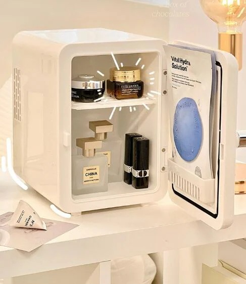 ミニ冷蔵庫 コスメ冷蔵庫 保温保冷両用 車家両用冷蔵庫 自宅事務所学生寮 ミニ冷蔵庫 コスメ冷蔵庫 保温保冷両用 車家両用冷蔵庫 自宅事務所学生寮