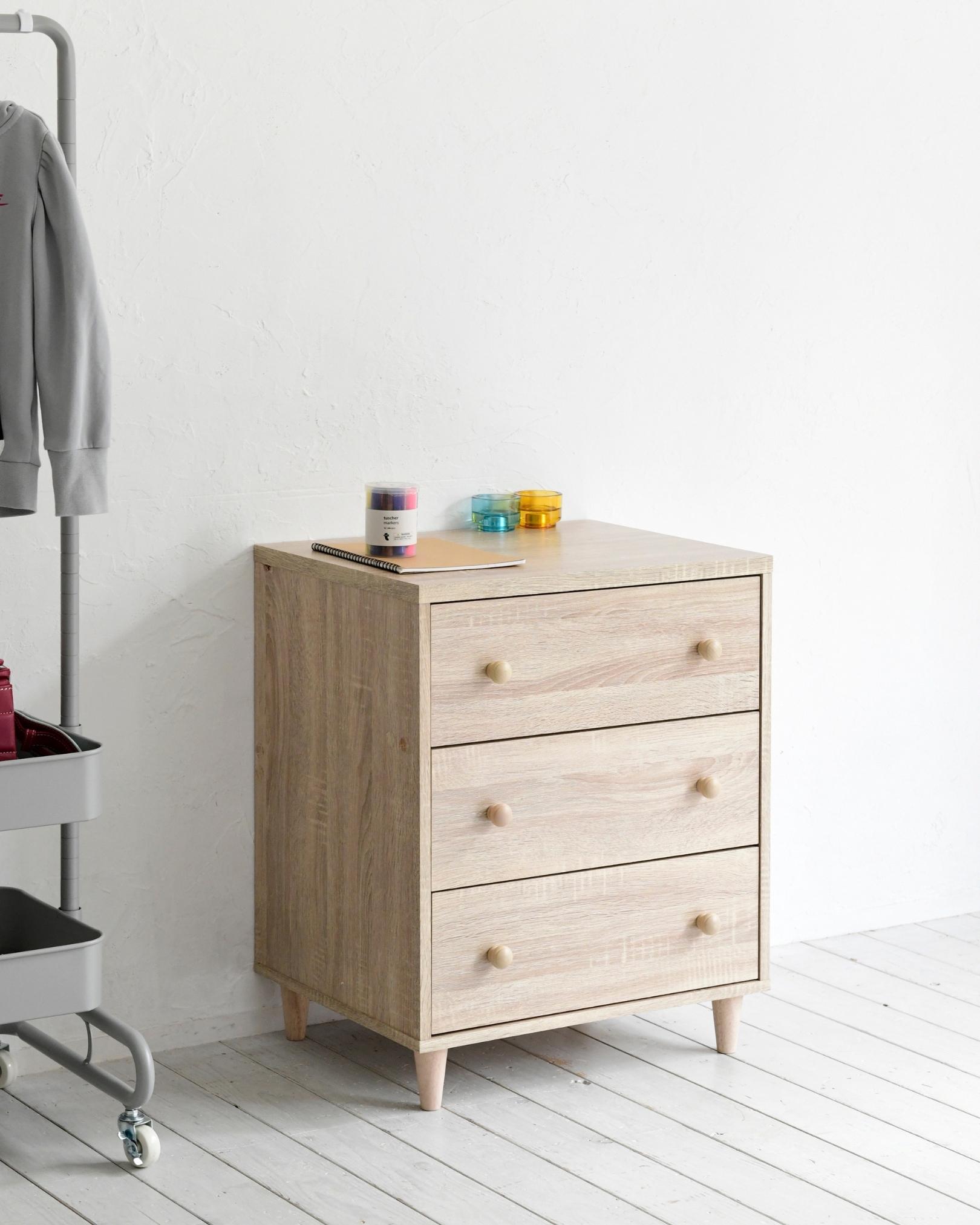 ホコリの入りにくい 木製 チェスト ワイド 3段 幅54 奥行42 高さ68.5cm ホコリの入りにくい 木製 チェスト ワイド 3段 幅54 奥行42 高さ68.5cm