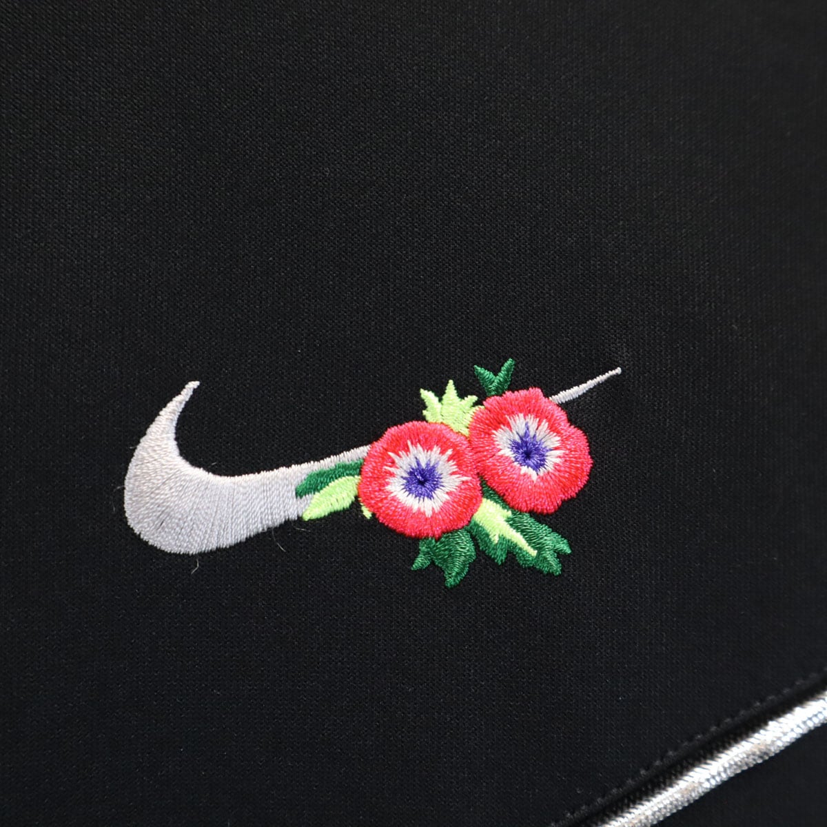 ショート丈 トラックジャケット XL ブラック トレーニング ジャージ レディース 古着