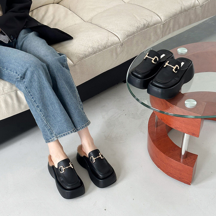 ローファー サンダル ビットモチーフ 厚底 ウェッジソール フラット レディース 黒 ブラック ファー モコモコ おじ靴 革靴 オックスフォード 靴 婦人靴 韓国