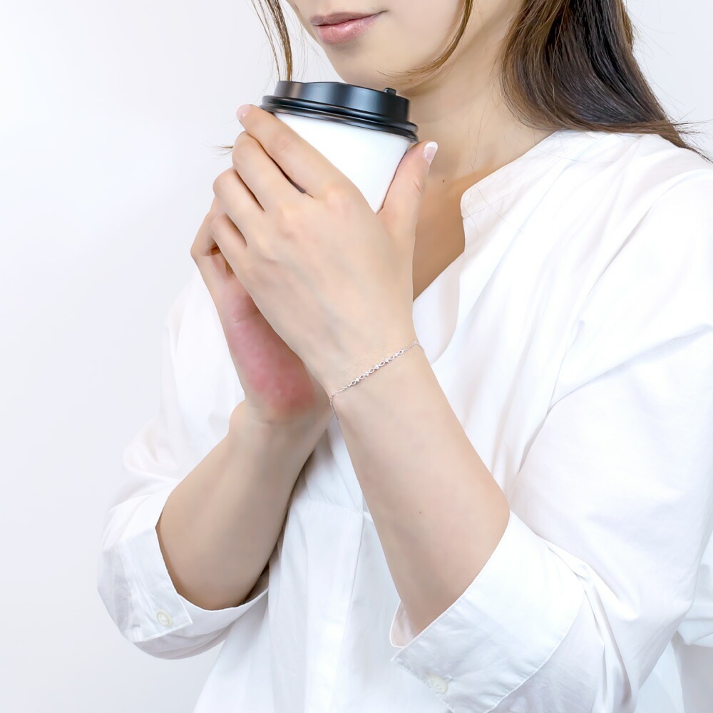 ブレスレット レディース シルバー925製 キュービックジルコニア シルバーアクセサリー 華奢 細い ブレスレット レディース シルバー925製 キュービックジルコニア シルバーアクセサリー 華奢 細い