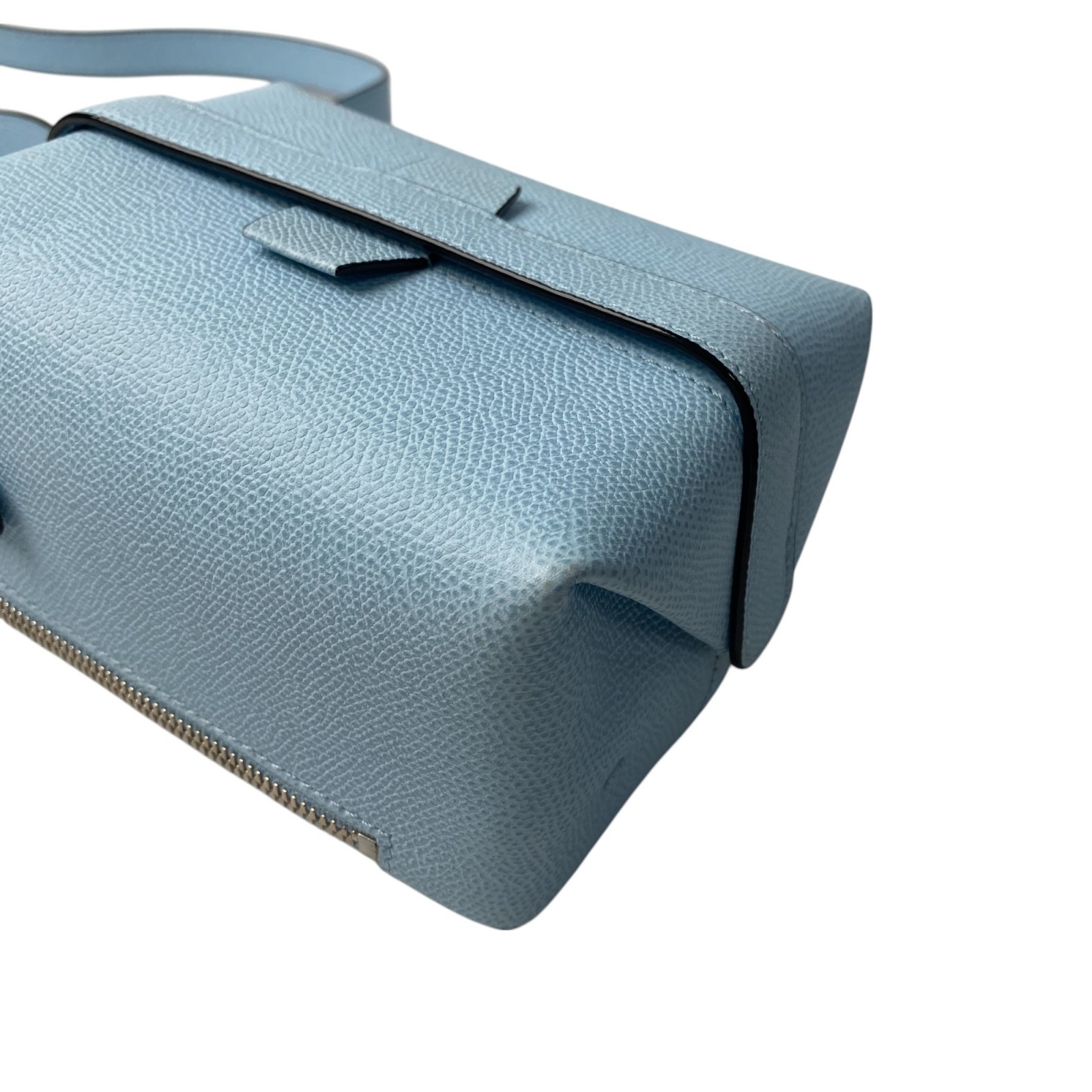 美品 定価34万 ヴァレクストラ Valextra レディース トリックトラック クロスボディバッグ WBSR0024028LRL99BSH 美品 定価34万 ヴァレクストラ Valextra レディース トリックトラック クロスボディバッグ WBSR0024028LRL99BSH