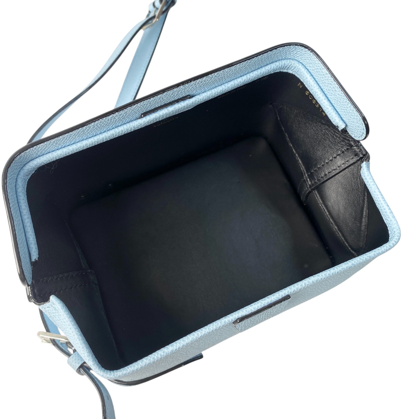 美品 定価34万 ヴァレクストラ Valextra レディース トリックトラック クロスボディバッグ WBSR0024028LRL99BSH 美品 定価34万 ヴァレクストラ Valextra レディース トリックトラック クロスボディバッグ WBSR0024028LRL99BSH