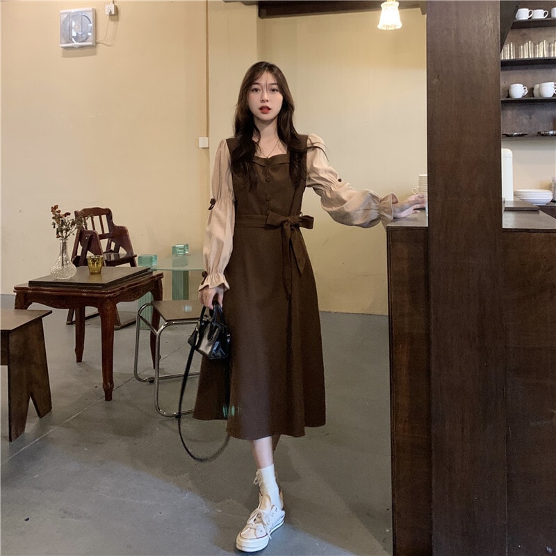 ワンピース フレアワンピース ミモレ ミモレ丈 長袖 パフスリーブ 萌袖 スクエアネック フレア ペプラム 切り替えデザイン レイヤード風 リボン ベルト ウエストマーク ウエストリボン ボタン