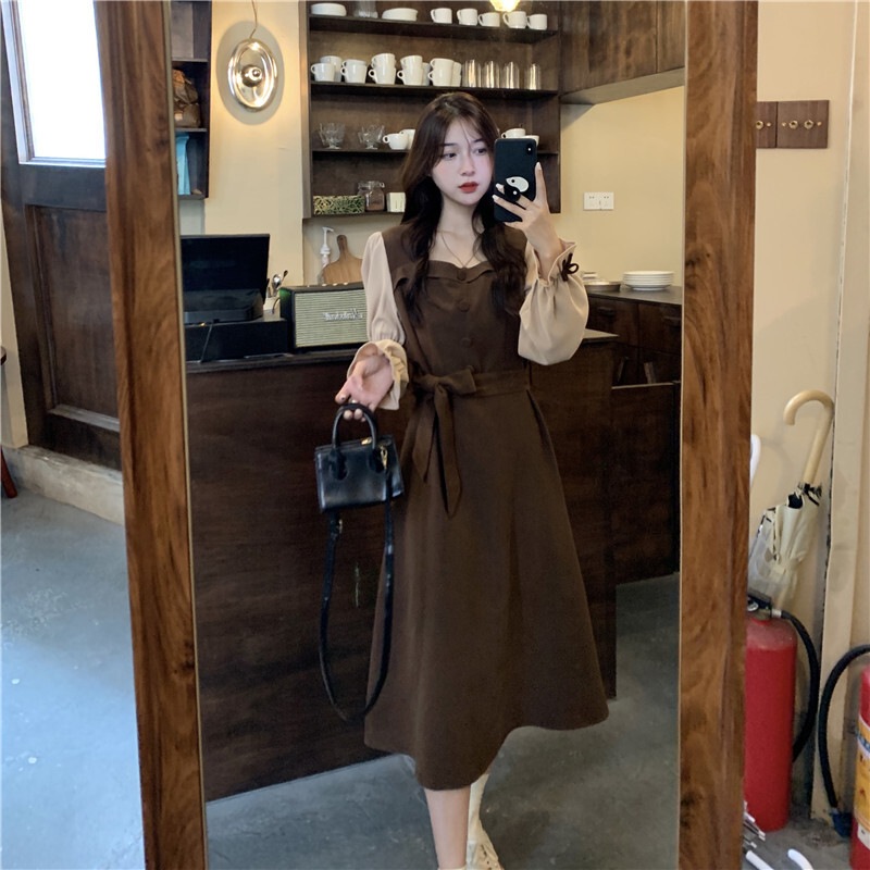 ワンピース フレアワンピース ミモレ ミモレ丈 長袖 パフスリーブ 萌袖 スクエアネック フレア ペプラム 切り替えデザイン レイヤード風 リボン ベルト ウエストマーク ウエストリボン ボタン