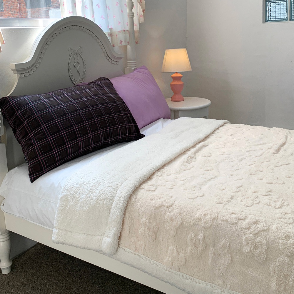 MOMO ブランケット 韓国インテリア 二重織ウール 持ち運び便利 ミルキーカラー 150×200cm MOMO ブランケット 韓国インテリア 二重織ウール 持ち運び便利 ミルキーカラー 150×200cm