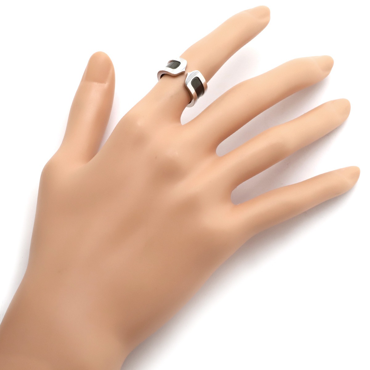 カルティエ Cartier リング 指輪 C2リング 2003年クリスマス限定 K18WG ブラックラッカー ブラックXホワイトゴールド #49(JP9) 黒 9号 【箱】【中古】 カルティエ Cartier リング 指輪 C2リング 2003年クリスマス限定 K18WG ブラックラッカー ブラックXホワイトゴールド #49(JP9) 黒 9号 【箱】【中古】
