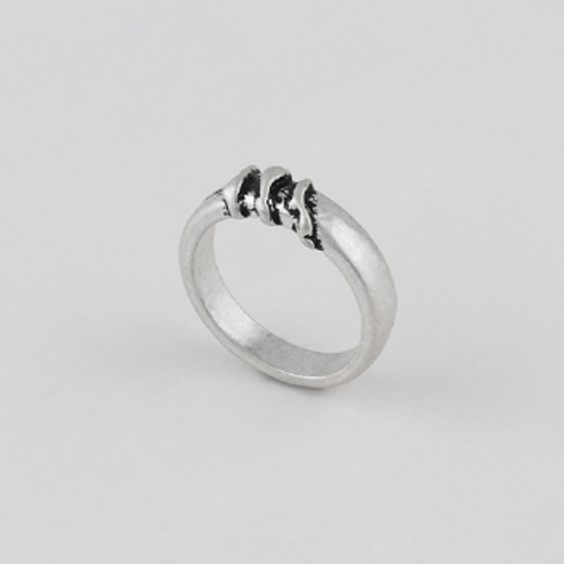 [EXOベッキョン着用] ビンテージ感性のポイントリング 韓国ファッションジュエリー 韓国ジュエリー デイリーアクセサリー pattayablatt.com