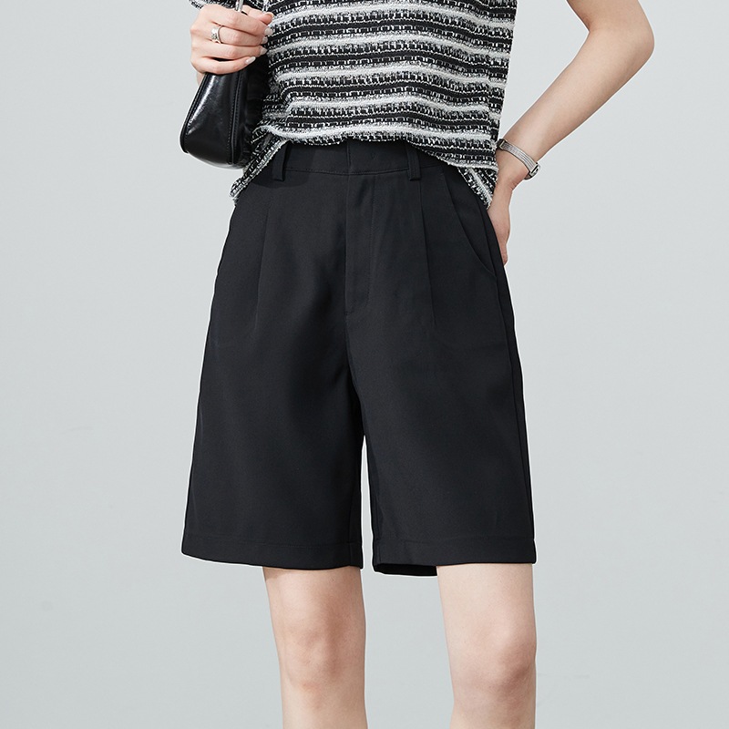 ボトムス パンツ ズボン ハーフパンツ ハイウエスト ポケット 可愛い かわいい 大人可愛い きれいめ シンプル 上品 おしゃれ カジュアル レトロ こなれ感 個性的 主役級 存在感 抜け感