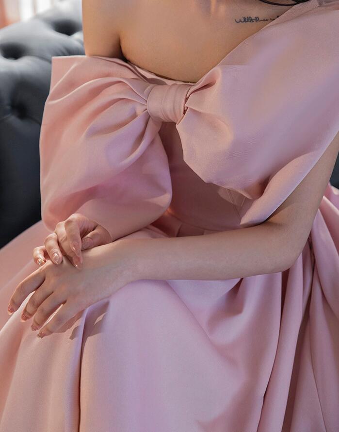 二次会ドレス ロングドレス ウェディングドレス 花嫁ドレス フォーマルドレス シンプル パーティードレス 細見え エレガント ブライダル 演奏会 音楽会 海外挙式 二次会 披露宴 後撮り 前撮り お呼