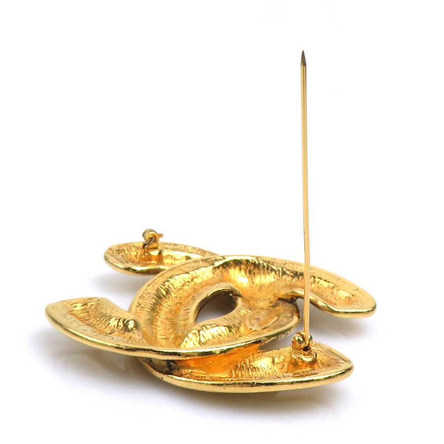 シャネル CHANEL ブローチ ココマーク メタル ゴールド レディース e60857a シャネル CHANEL ブローチ ココマーク メタル ゴールド レディース e60857a