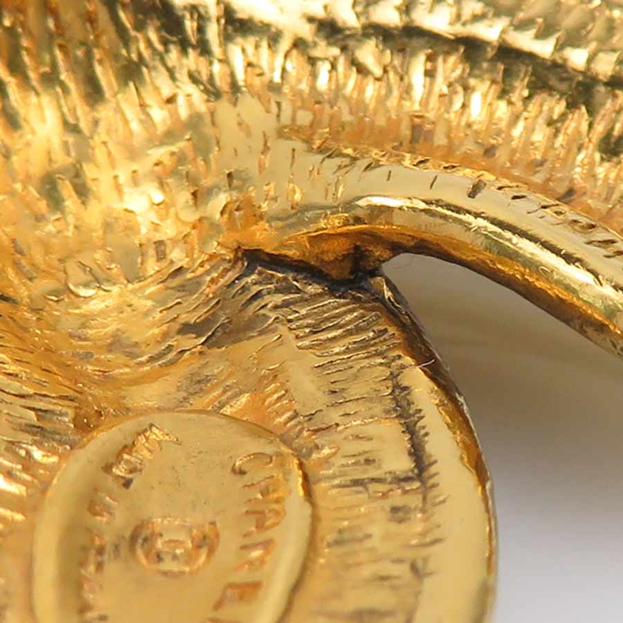 シャネル CHANEL ブローチ ココマーク メタル ゴールド レディース e60857a シャネル CHANEL ブローチ ココマーク メタル ゴールド レディース e60857a