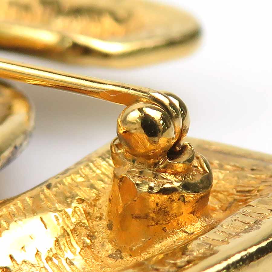 シャネル CHANEL ブローチ ココマーク メタル ゴールド レディース e60857a シャネル CHANEL ブローチ ココマーク メタル ゴールド レディース e60857a