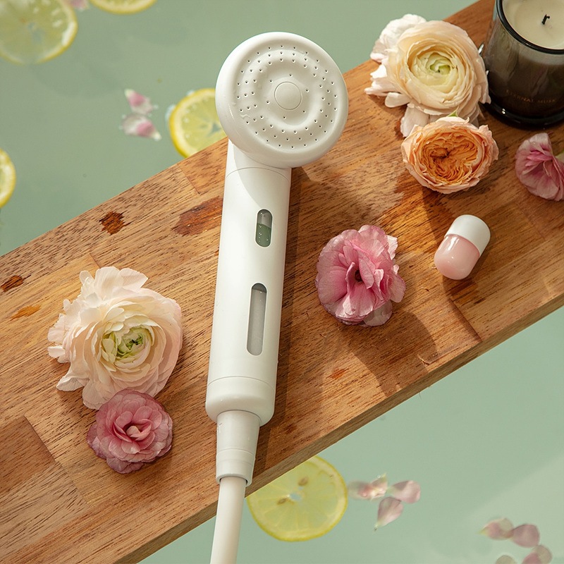 【韓国人気の】ホームケアアロマテラピー ビタミンシャワー 2重フィルター カプセルシャワー器+香り ビタミンカプセル2個+浄水フィルター