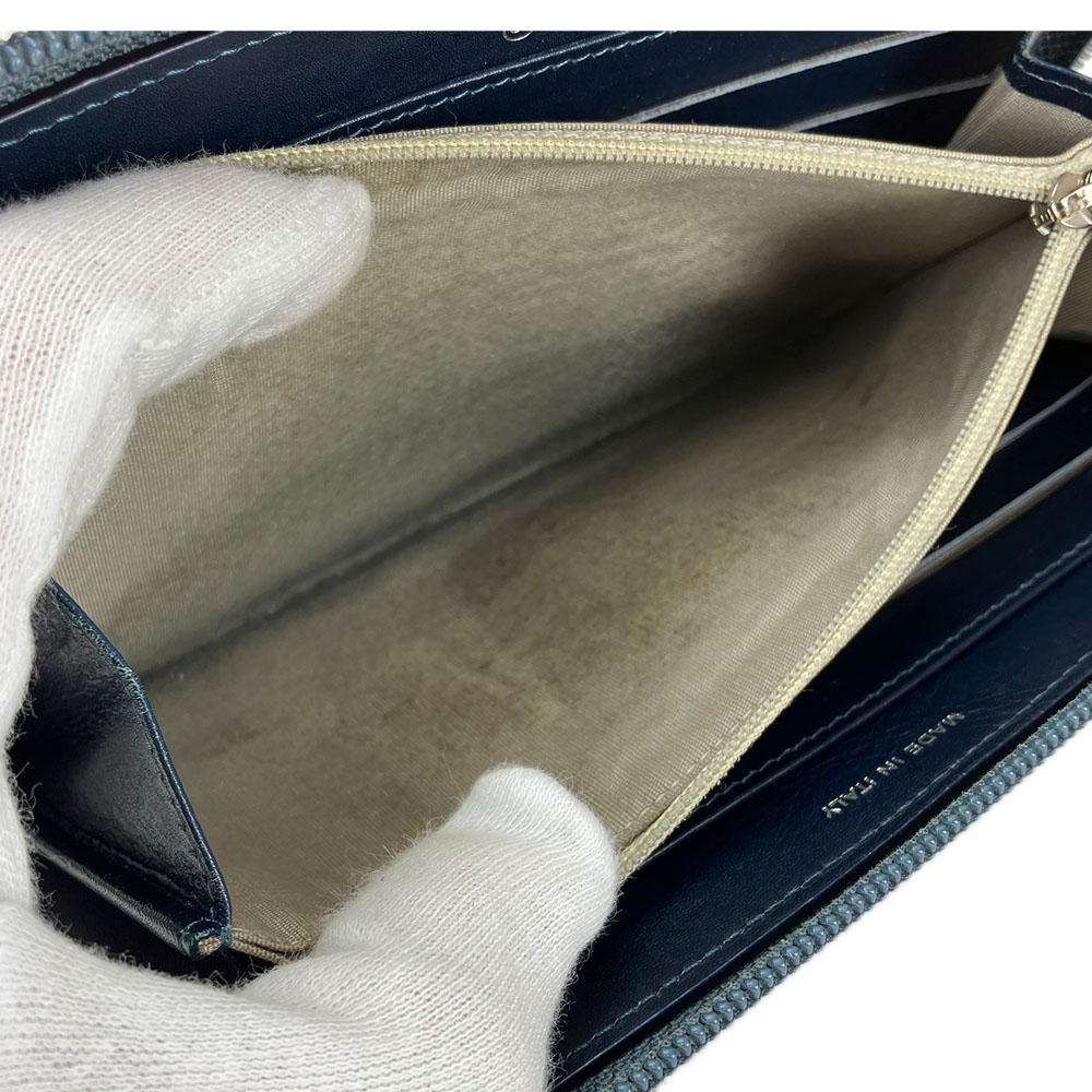 中古 シャネル ラウンドファスナー 長財布 ウォレット キャビアスキン ブルー系 青 17番台 ココマーク シルバー金具 レディース 女性 CHANEL wallet blue coco Caviar 中古 シャネル ラウンドファスナー 長財布 ウォレット キャビアスキン ブルー系 青 17番台 ココマーク シルバー金具 レディース 女性 CHANEL wallet blue coco Caviar