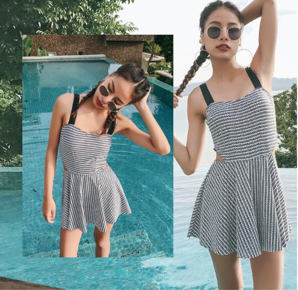 新作 -f081 ワンピース 水着 つなぎ オシャレ ライン ビキニ ボーダー オフショルダー ビスチェ バンドゥ フリル ワンピース タンキニ 大きいサイズS-XL 17-241