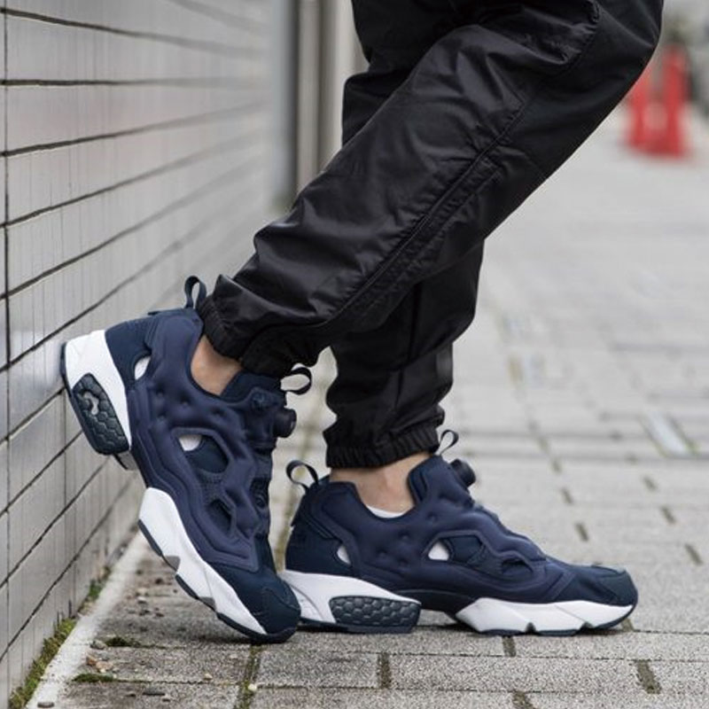 定番 新作登場 リーボック Instapump Fury Og Mu メンズバッグ シューズ 小物