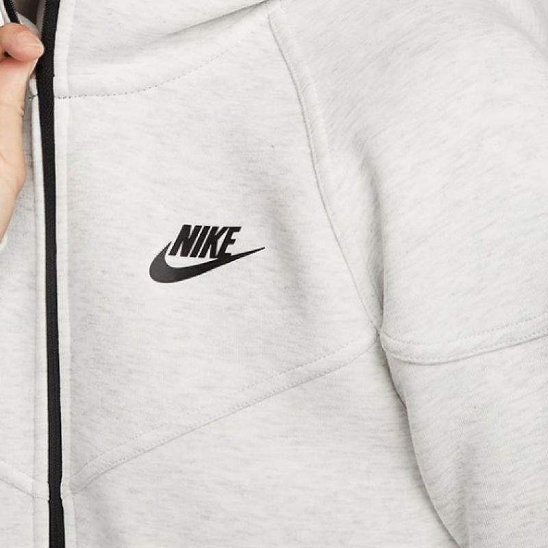 秋服早い者勝ち」ナイキ テックフリース限定カラー 大人気 早い者勝ち