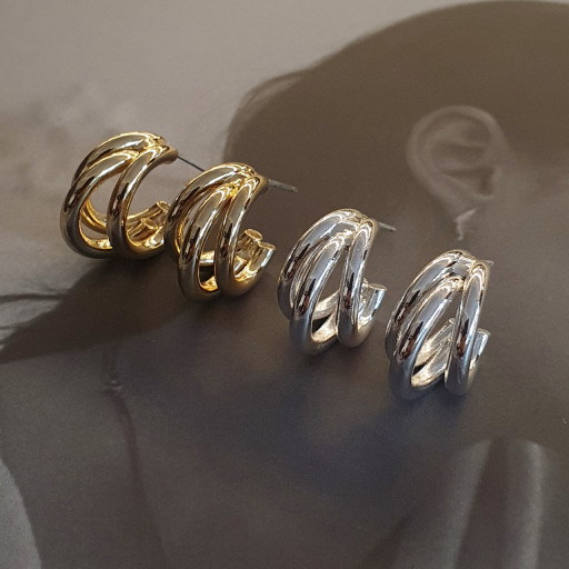 【justLoveR.】Isabelle Hoop Earrings ピアス ★BTS JIMIN 着用 Qoo10] justLoveR. 【BTS ジミン着用】Clementin