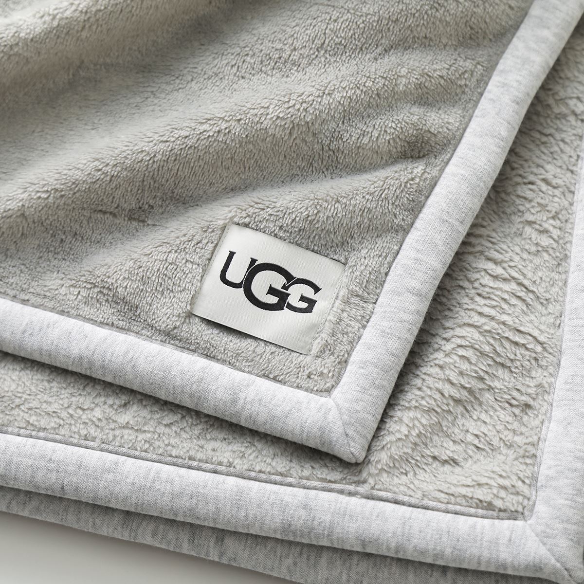 UGG アグ ブランケット DUFFIELD THROW II ダッフィールド スロー 1106011 レディース 毛布 ひざ掛け ロゴ インテリア リラックス