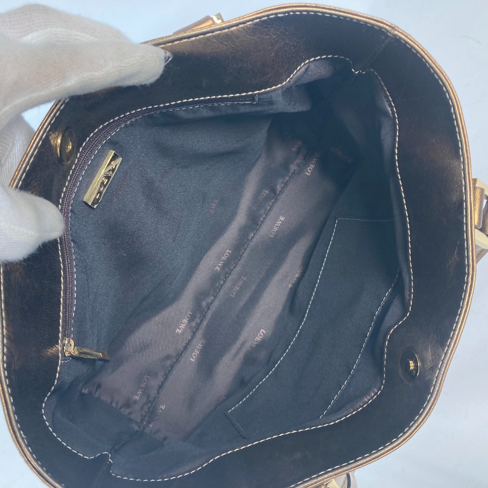 ショルダーバッグ ロゴ アナグラム カバン トートバッグ 肩掛け ハンドバッグ レザー メタリックブラウン