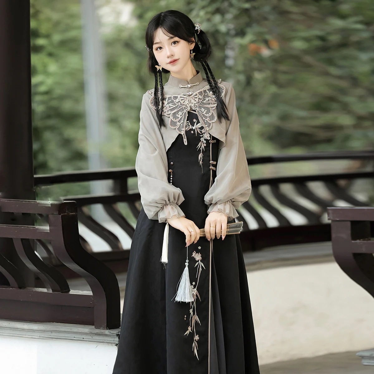 【フルセット】蝶火新韓国韓国改良cos要素雲肩上着サスペンダースカートセット秋 【フルセット】蝶火新韓国韓国改良cos要素雲肩上着サスペンダースカートセット秋