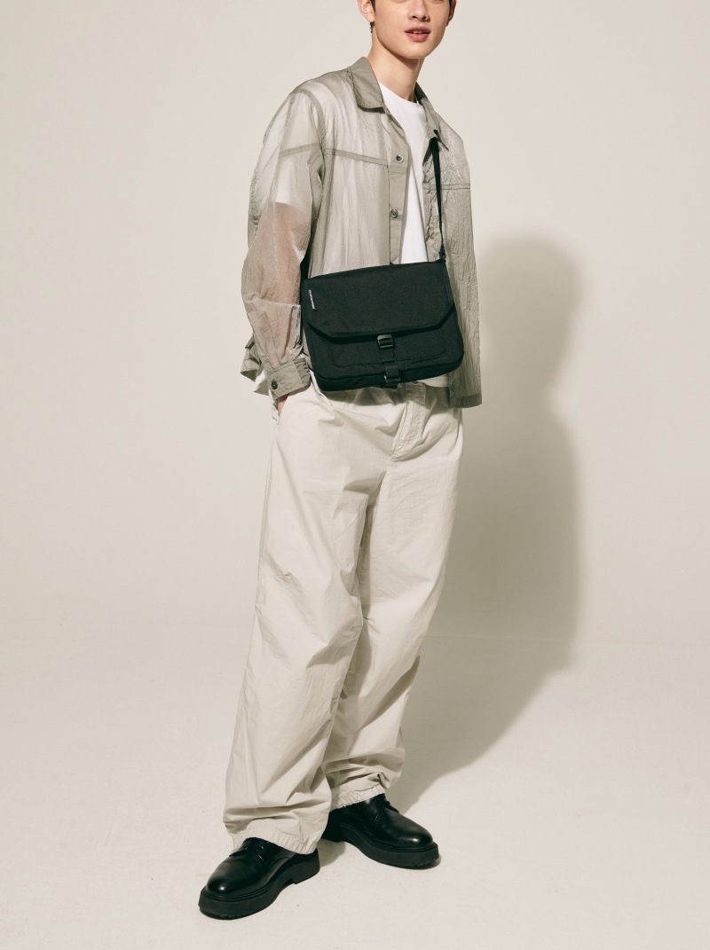 CORDURA BUCKLE MEDIUM CROSS BAG JLBA3E728BK ショルダー トート メッセンジャー スクエア バックル 斜め掛け 肩掛け ユニセックス 男女共用 兼用 レディー