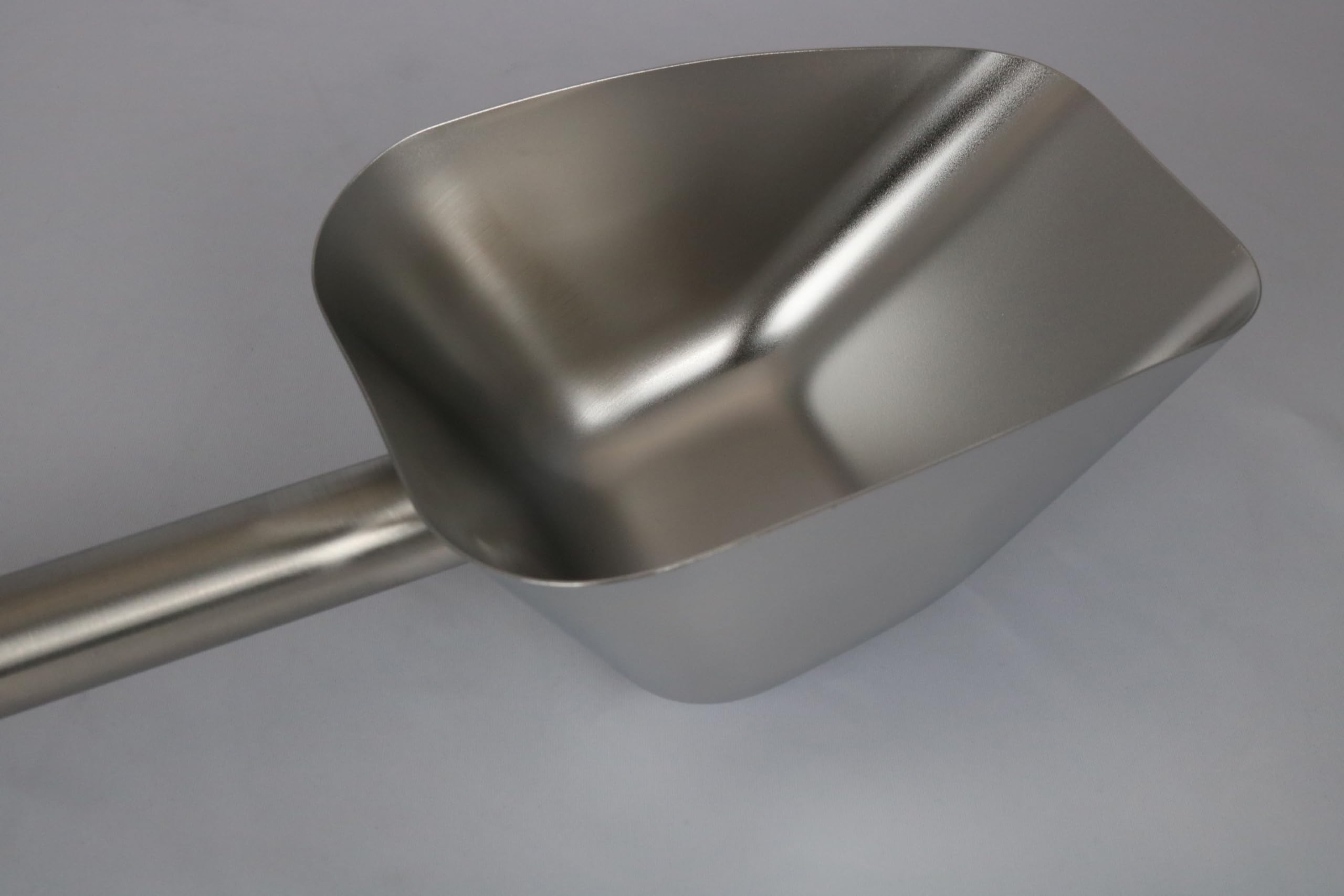 18-8角型アイススコップ(長柄) ST0929 SH-2660-400(小) 18-8角型アイススコップ(長柄) ST0929 SH-2660-400(小)