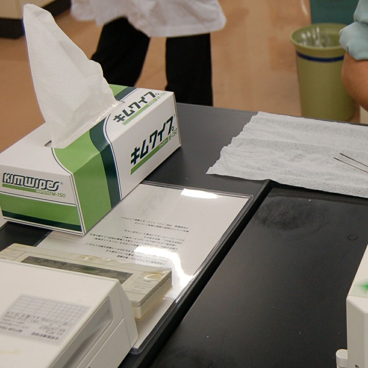 日用消耗品 家庭紙 キッチンタオル 【36個】キムワイプ M-150 (B) 日用消耗品 家庭紙 キッチンタオル 【36個】キムワイプ M-150 (B)