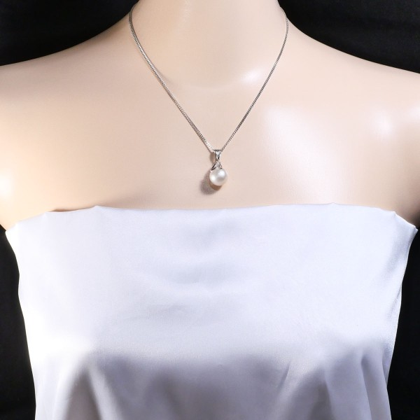 PT900 プラチナ PT850 ネックレス パール(真珠) ダイヤ 0.05 ジュエリー 中古 PT900 プラチナ PT850 ネックレス パール(真珠) ダイヤ 0.05 ジュエリー 中古