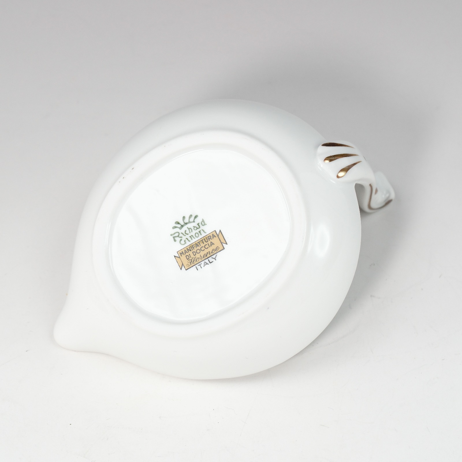 ローズガーデン バタープレート 食器 _ 中古品 A+ランク ローズガーデン バタープレート 食器 _ 中古品 A+ランク