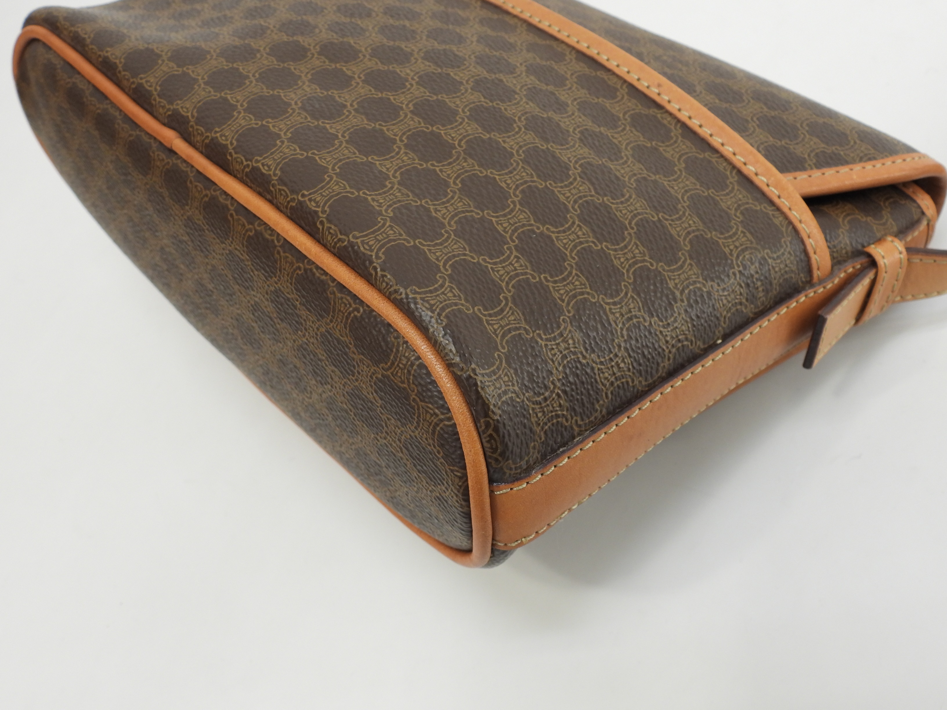 ポシェット トリオンフ マカダム茶 クロスボディバッグ ロゴエンブレム蓋@F/10