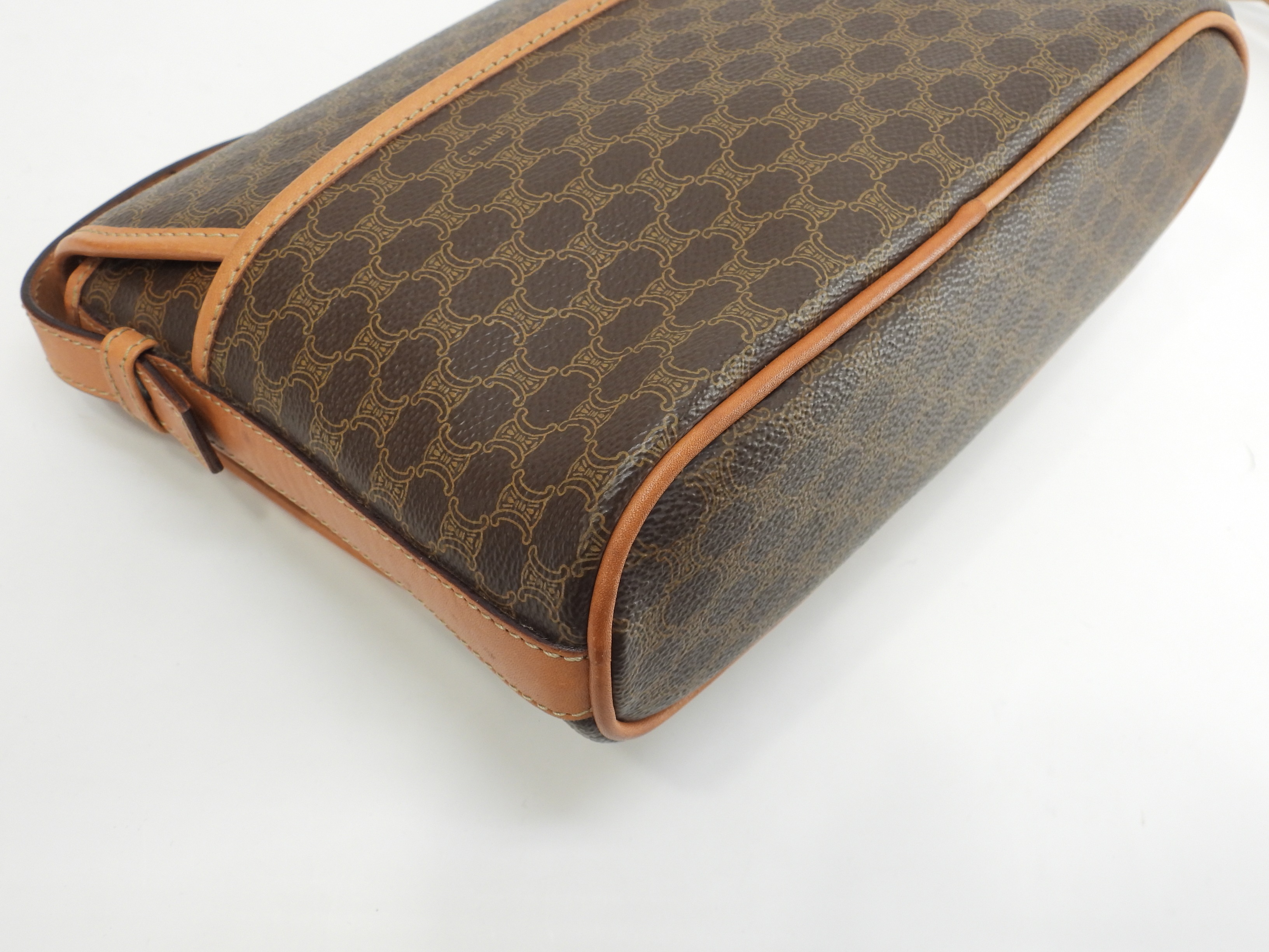 ポシェット トリオンフ マカダム茶 クロスボディバッグ ロゴエンブレム蓋@F/10