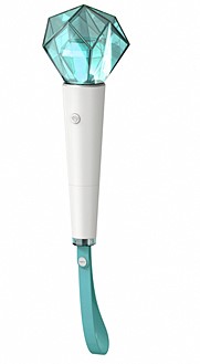 SHINee公式ペンライト FANLIGHT STICK「公式トレカランダム1枚入り」 SHINee公式ペンライト FANLIGHT STICK「公式トレカランダム1枚入り」