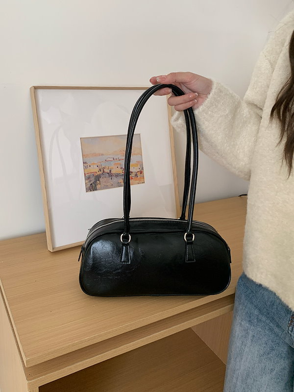 Qoo10] 2025 人気 ショルダーバッグ 横長ボ