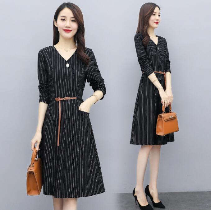 高級感 エレガント レディースワンピース 女性 新着 ライン柄 ブラック Vネック ミモレ丈ワンピース ロングワンピース おしゃれ 春 夏 秋 縞柄 韓国風 オフィス OL ビジネス 通勤 ハイウエス 高級感 エレガント レディースワンピース 女性 新着 ライン柄 ブラック Vネック ミモレ丈ワンピース ロングワンピース おしゃれ 春 夏 秋 縞柄 韓国風 オフィス OL ビジネス 通勤 ハイウエス