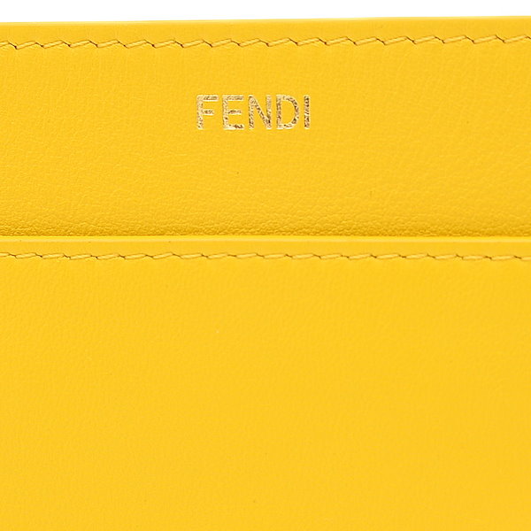 Qoo10] FENDI フェンディ ピーカブーポケット レザー