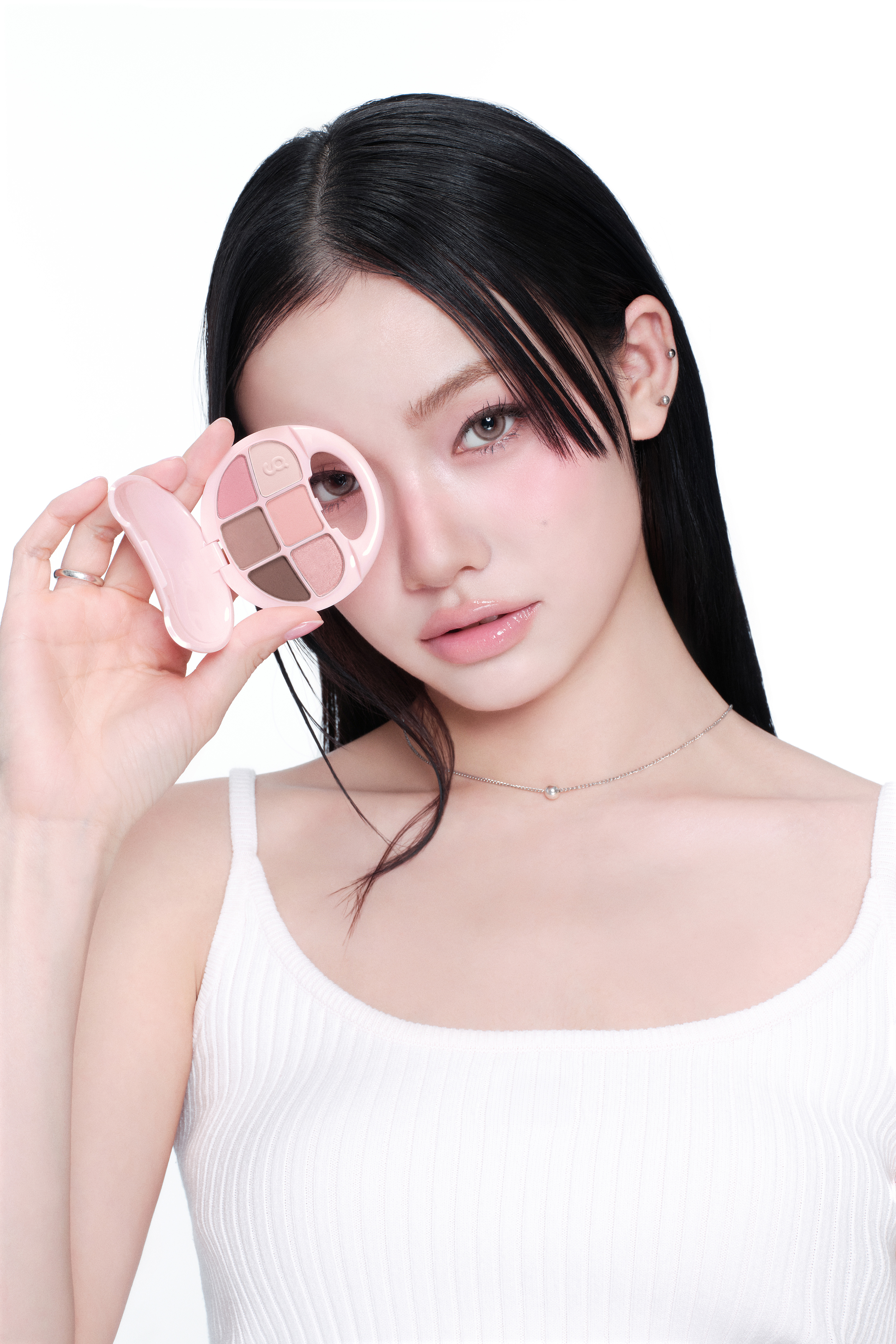 Qoo10] カラーグラム 【新発売】ポケットキーリングアイパレット
