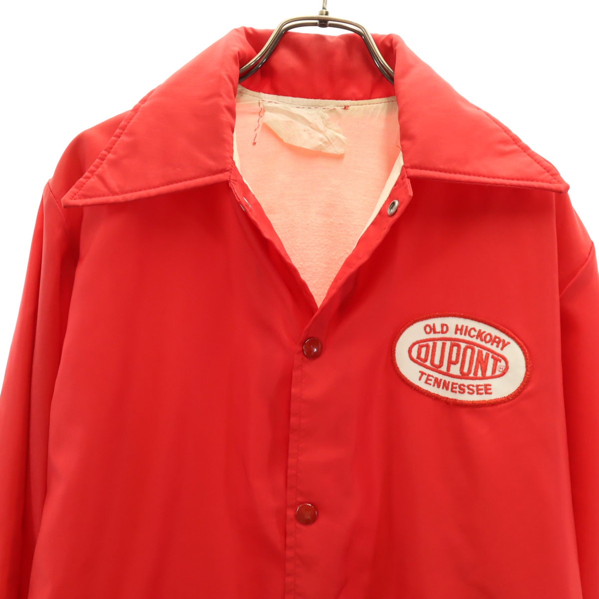 70s 80s ヴィンテージ デュポン社ワッペン コーチジャケット レッド系 メンズ 古着 70s 80s ヴィンテージ デュポン社ワッペン コーチジャケット レッド系 メンズ 古着