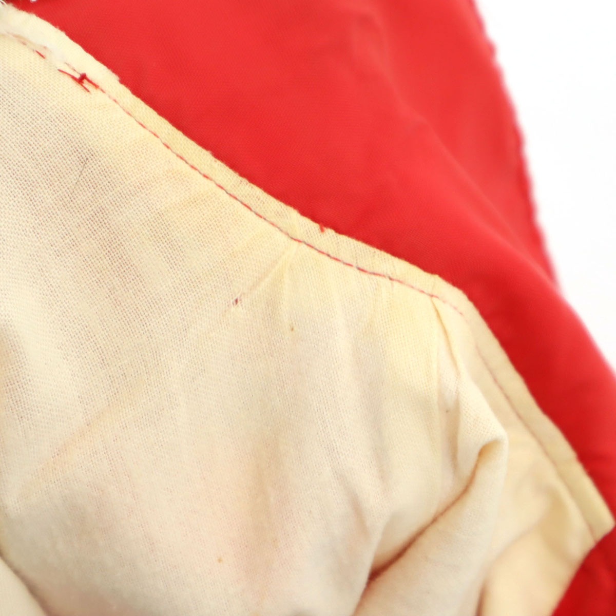 70s 80s ヴィンテージ デュポン社ワッペン コーチジャケット レッド系 メンズ 古着 70s 80s ヴィンテージ デュポン社ワッペン コーチジャケット レッド系 メンズ 古着