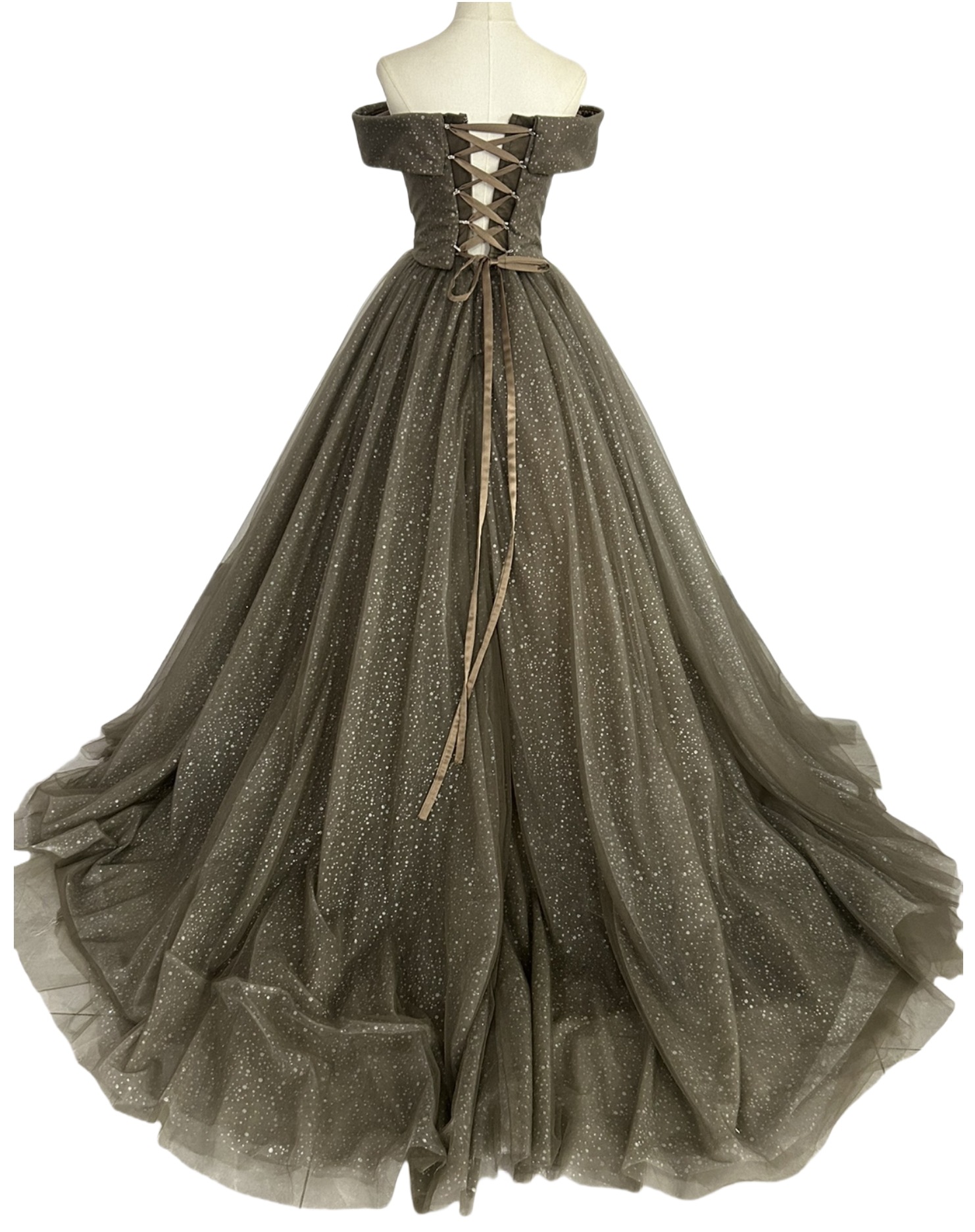 カラードレス カーキ色 オフショルダー キラキラグリッターチュール 編み上げ 二次会 カラードレス カーキ色 オフショルダー キラキラグリッターチュール 編み上げ 二次会