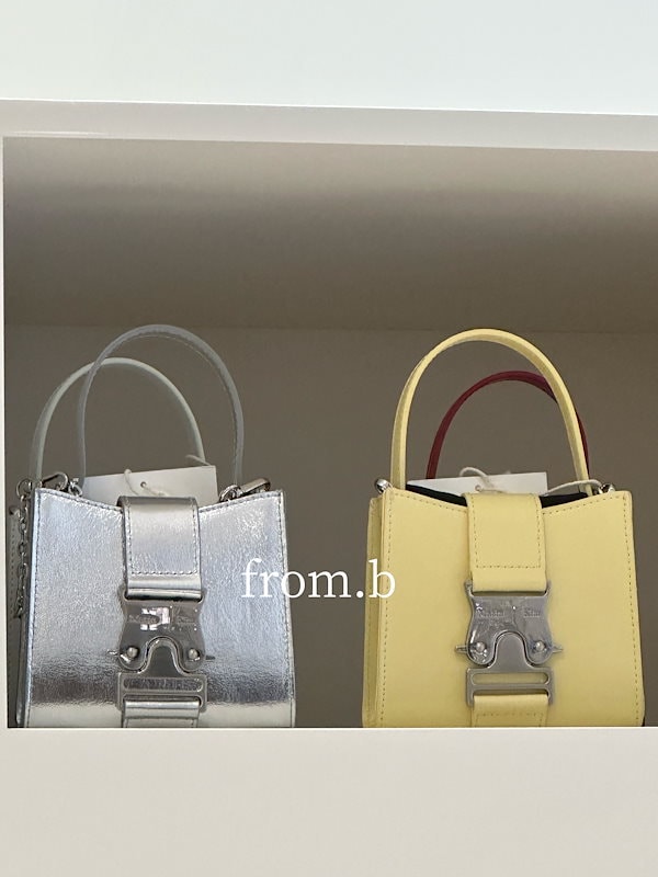 ★Matin Kim★SQUARE MINI LEATHER BUCKLE BAG★大人気★ ☆MATIN KIM☆SQUARE MINI LEATHER BUCKLE BAG (Matin Kim